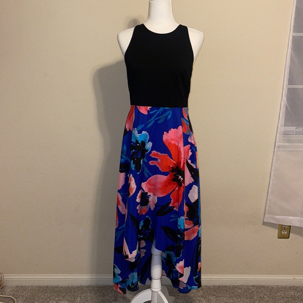 Vince Camuto Black and floral dress